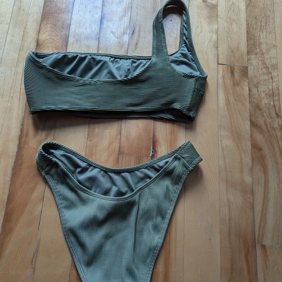 Garage Olive Ribbed Bikini Set - Picture 2 of 4